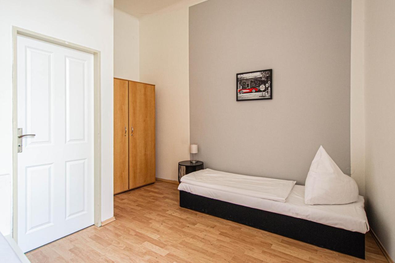 For Celebrations Spacious 3Bdr Apartment With Balcony Prague Luaran gambar