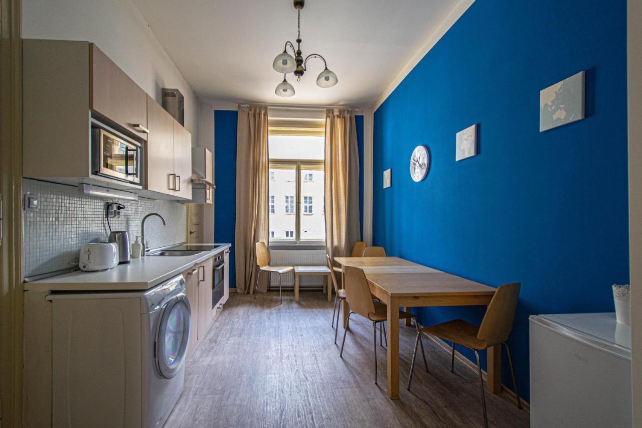 For Celebrations Spacious 3Bdr Apartment With Balcony Prague Luaran gambar
